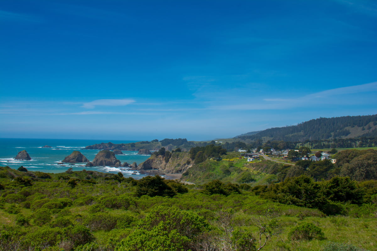 Sweeping views of Elk, CA coastline and rolling hills