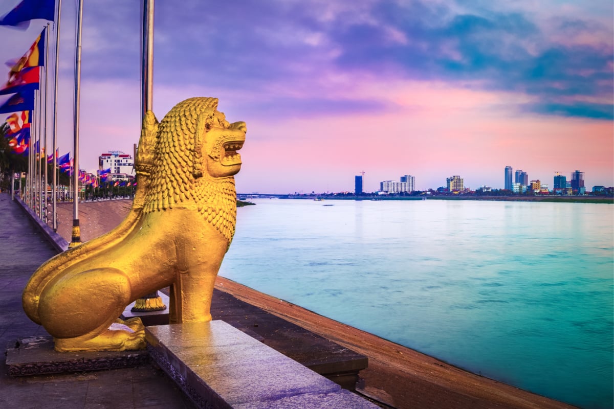 Phnom Penh riverside at sunrise